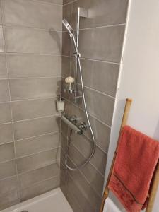 Koupelna v ubytování Chambre d'hôtes L'ECRIN DU QUERCY