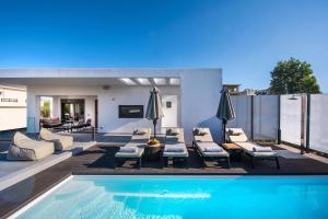 Bazén v ubytování Villa Amo With Private Pool nebo v jeho okolí