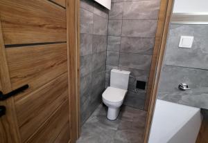 Ένα μπάνιο στο Loft na Strumyku
