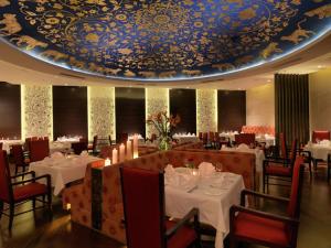 Restaurace v ubytování Hotel Royal Orchid Jaipur, Tonk Road