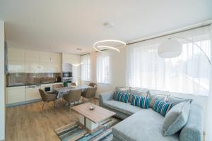 Photo de la galerie de l'établissement Blue Apartman Szántód, à Szántód