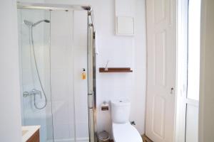Un baño de Baron Faro - Guest House