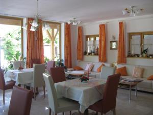 Posezení v ubytování Alpenhotel Allgäu