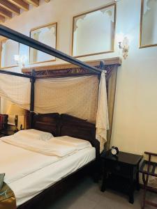Heritage Home Guest House客房内的一张或多张床位