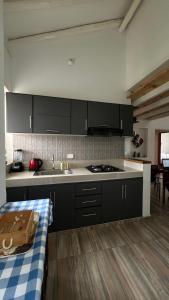 Køkken eller tekøkken på Lindo Apartamento ubicado a 3 cuadras de Plaza Mayor