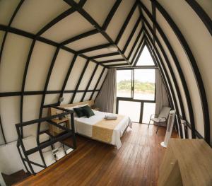 Viajero Guatapé Hostel & Lake Club客房内的一张或多张床位
