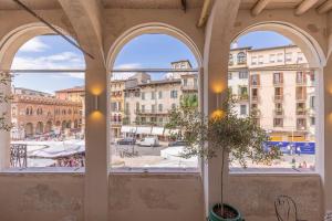 Nespecifikovaný výhled na destinaci Verona nebo výhled na město při pohledu z penzionu
