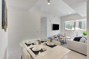 Galería fotográfica de Skyline - Rooftop Pools, Spa, Walk to Downtown & Brickell en Miami 22 fotos más