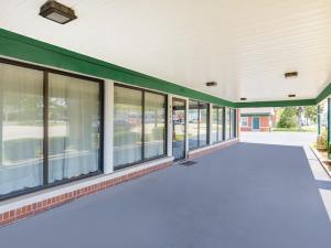 Gallery image of Manor Motel By OYO Near Oak Brook Chicago Westchester in Hillside