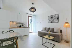 A kitchen or kitchenette at Villa Morro Suites