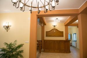 Photo de la galerie de l'établissement Pensiunea Floare De Colt, à Poiana Galdei