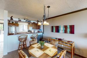 Η κουζίνα ή μικρή κουζίνα στο Country Club Villas 234