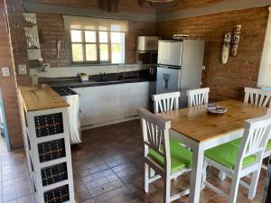 Η κουζίνα ή μικρή κουζίνα στο La Herminda Casas de Campo