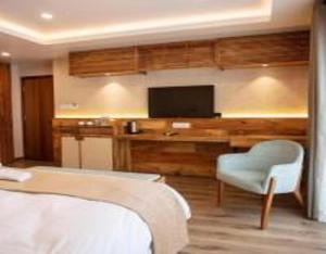 Nhà bếp/bếp nhỏ tại Hotel TEO SUITES International Airport