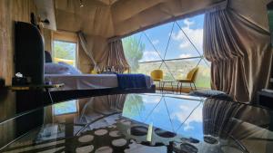 Posezení v ubytování Agros Glamping Boutique + 37 fotografií
