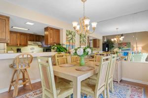 Χώρος καθιστικού στο Tranquil 2BR Villa near Litchfield Beach