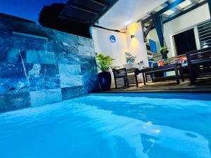Bassein majutusasutuses Zandoli piscine, vue mer, paisible, jardin või selle lähedal