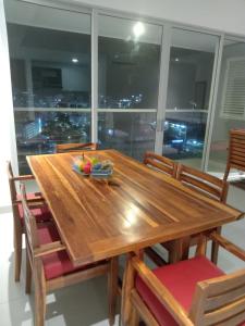 Foto sihtkohas Gaira asuva majutusasutuse Apartamento en el Rodadero Santa Marta con vista a la playa galeriist