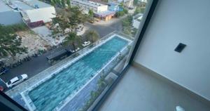 Bazén v ubytování Sophia Apartment - Sophia Center Phu Cuong nebo v jeho okolí