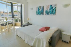 Posteľ alebo postele v izbe v ubytovaní Estudio Bonitas vistas al mar + 11 fotografií