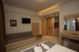 Μια τηλεόραση ή/και κέντρο ψυχαγωγίας στο Amalia Center