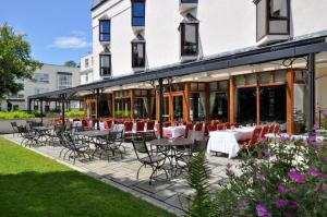Zgradba, v kateri se nahaja hotel