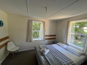 Postel nebo postele na pokoji v ubytování Tailor Made Tekapo Accommodation - Hostel
