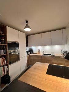 Η κουζίνα ή μικρή κουζίνα στο Maison loft chez Karyn