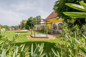 Ogród w obiekcie Hotel Römerstein