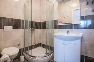 Kúpeľňa v ubytovaní Villa Natalija