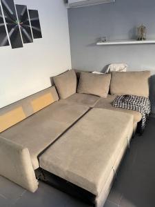 Afbeelding uit fotogalerij van Apt Rez de jardin piscine dans résidence in Fréjus