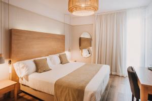 Hotel Windsor Tossa - Adults Only 16客房内的一张或多张床位