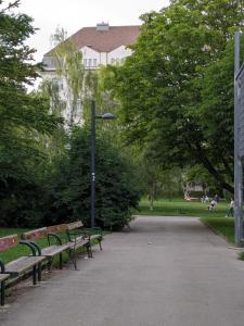 Mynd úr myndasafni af Renovated Studio - 10 min to Center í Vín
