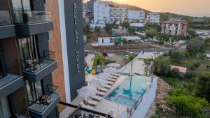 Bazén v ubytování Sunlight Hotel nebo v jeho okolí