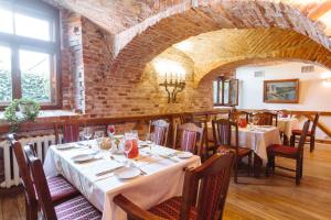 Restaurace v ubytování Birinu Pils