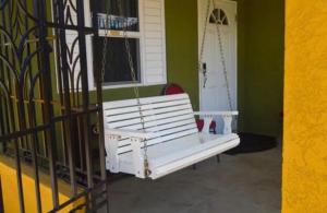 Afbeelding uit fotogalerij van Serenity by Kam in The Rock