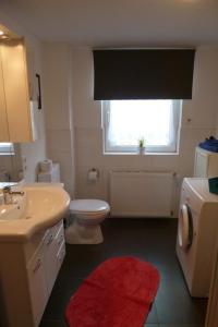 Ванная комната в Ferienwohnung Uni Koblenz +59 фотографий