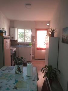 Η κουζίνα ή μικρή κουζίνα στο Refugio de Zorzales
