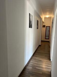TV a/nebo společenská místnost v ubytování Torrenostra Apartment