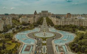 an aerial view of a street in a city at Apartament Nina in Bucharest