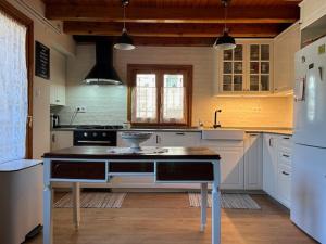 Kuchyň nebo kuchyňský kout v ubytování Casa Teo + 20 fotografií