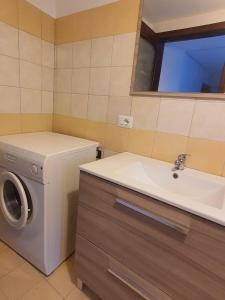 Φωτογραφία από το άλμπουμ του Appartamento Ex Feudo Marotta σε Castelnuovo +18 φωτογραφίες