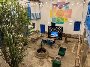 TV a/nebo společenská místnost v ubytování Way Kap Hostel Cusco