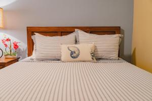 Gallery image of El Diria 511-Ocean View 2 Bedroom Condo At The Diria Resort in Tamarindo
