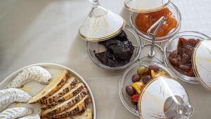 Afbeelding uit fotogalerij van SPA PRIVATIF Les Bains de Marrakech in Froyennes