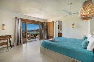 普拉亚弗拉明戈Casa Bahia Sur - Luxury Ocean View 3 Bedroom Home的相册照片