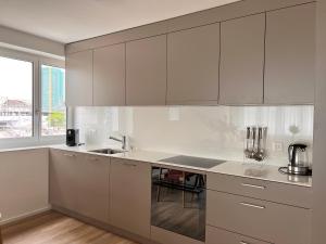 Fotografie z fotogalerie ubytování Stilvolle Wohnung in Zürich Oerlikon! -202- v Curychu + 2 fotografie