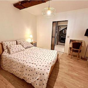 Gambar di galeri bagi Loft ERREKALDEA 3 chambres 140m2 1er étage ascenseur 200m mairie di Bayonne +1 gambar