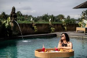 Bazén v ubytování Padi Bali Retreat nebo v jeho okolí