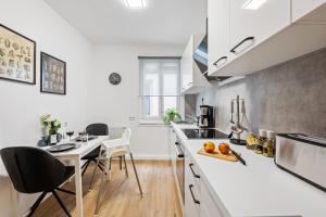 Η κουζίνα ή μικρή κουζίνα στο Sali Homes - Schwäbisch Hall, Altstadt #6